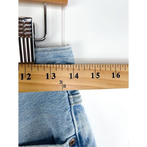 Levis 501® HIGH RISE WOMEN'S SHORTS Button Fly Ojai Frost - Light Wash 25 - Picture 11 of 16